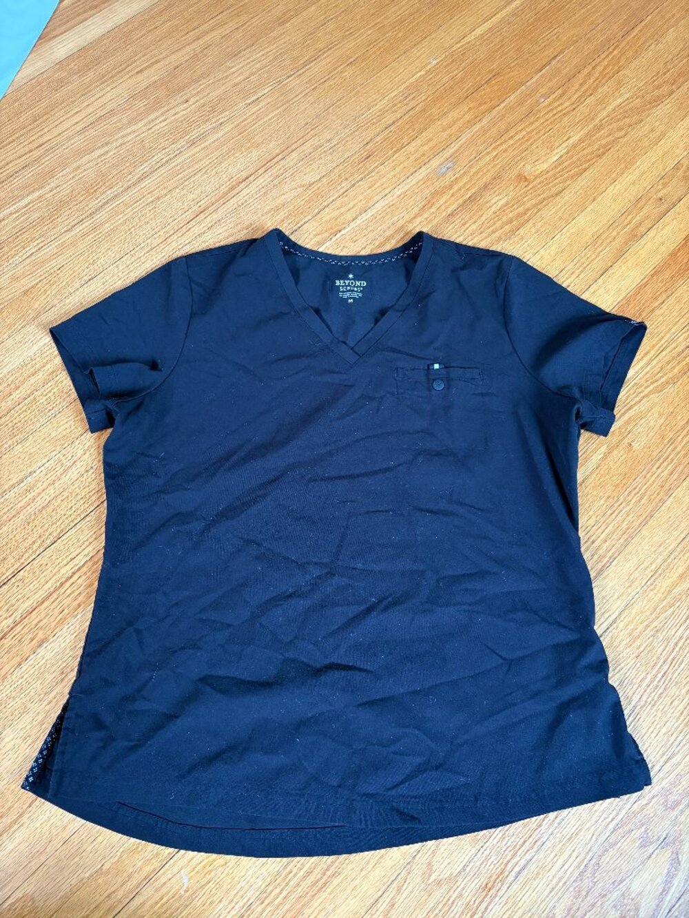 Beyond Scrubs Top - Black, Medium